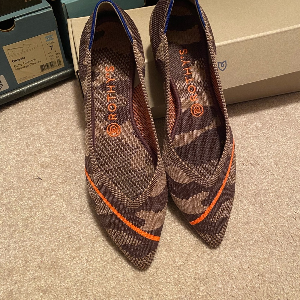 Rothy’s Taupe Camo Point
